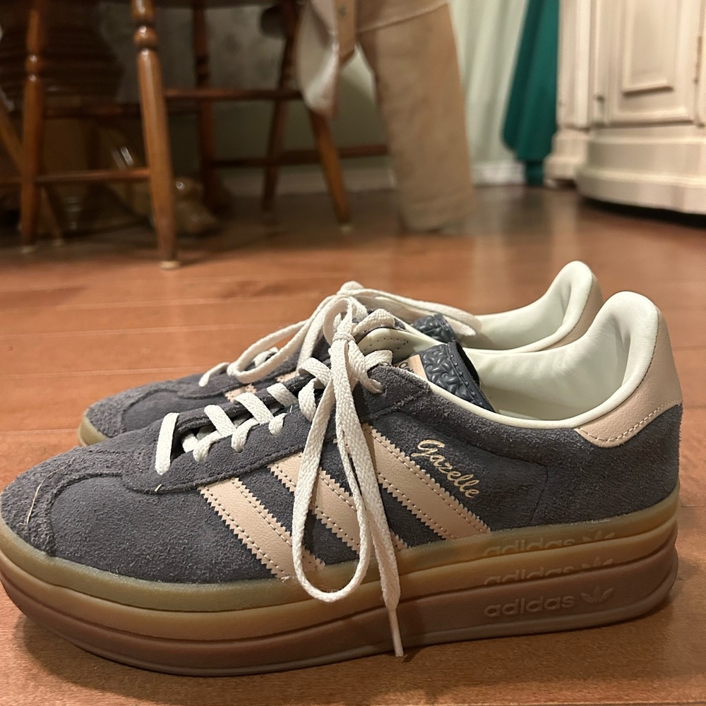 Adidas Women's Gazelle Gray and Cream Sneakers